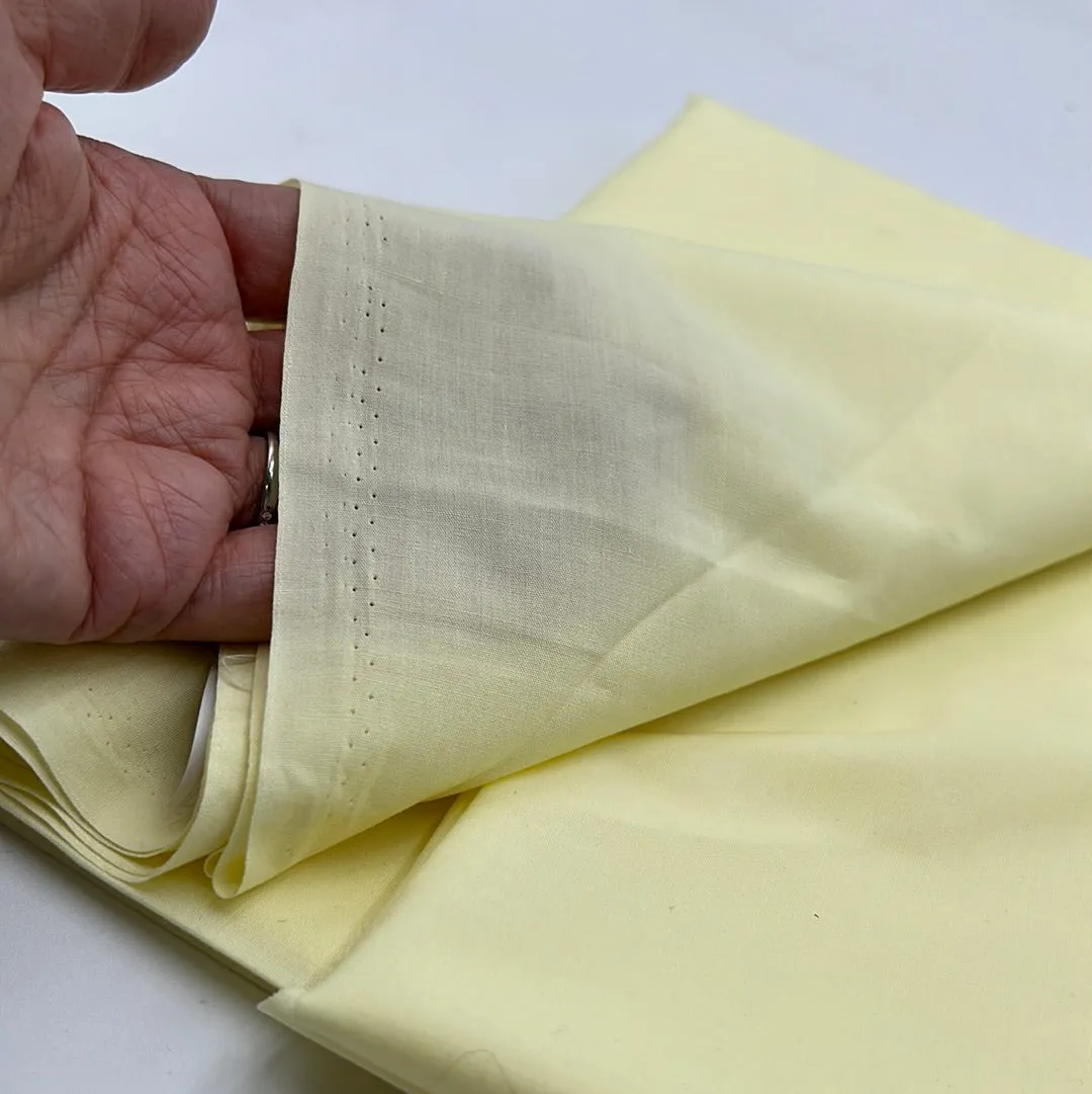 Broadcloth, Light Yellow (WBC0214)