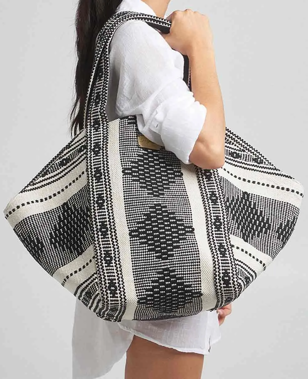 HANDMADE TOTE BAG "VIDA NOVA" - ECRU/BLACK