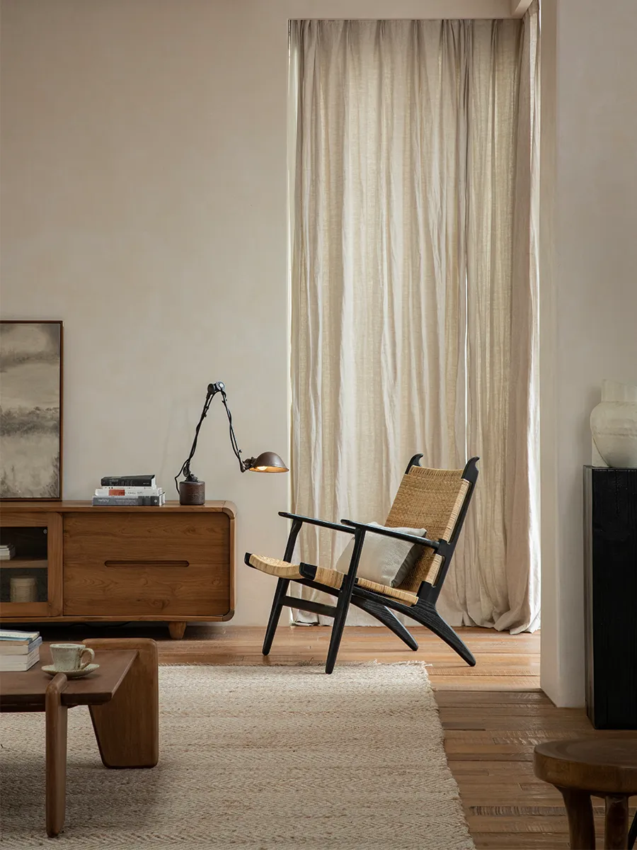 Horn Lounge Chair