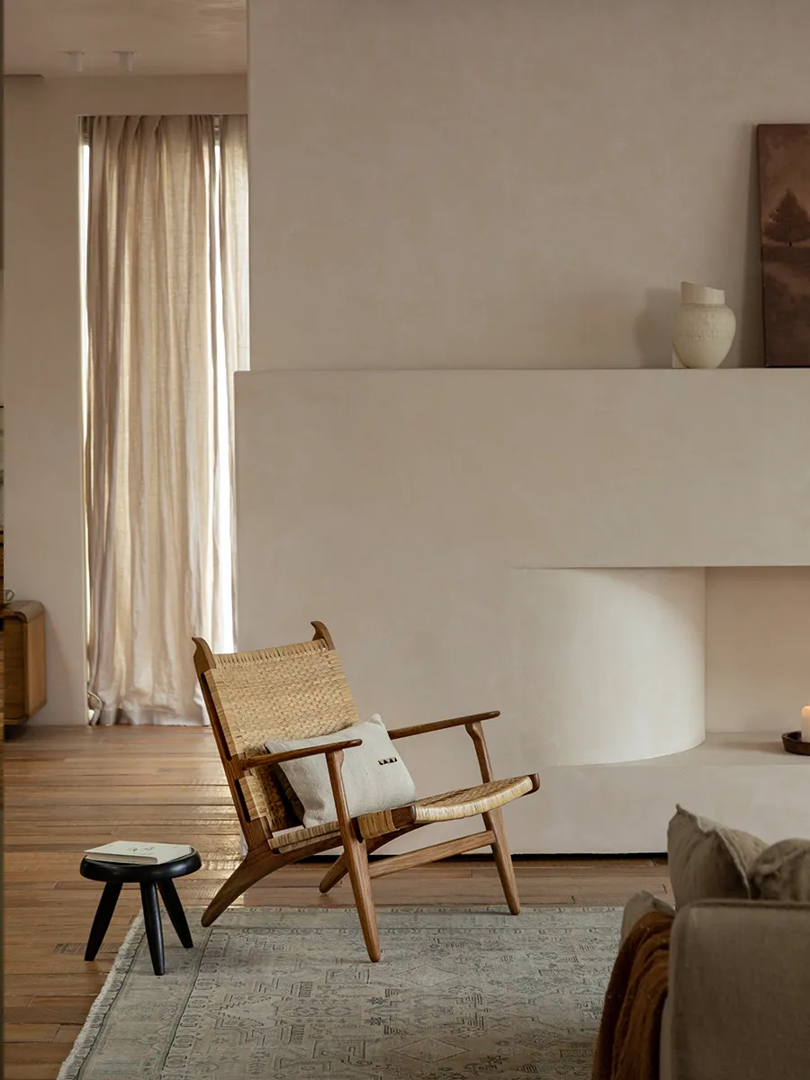 Horn Lounge Chair
