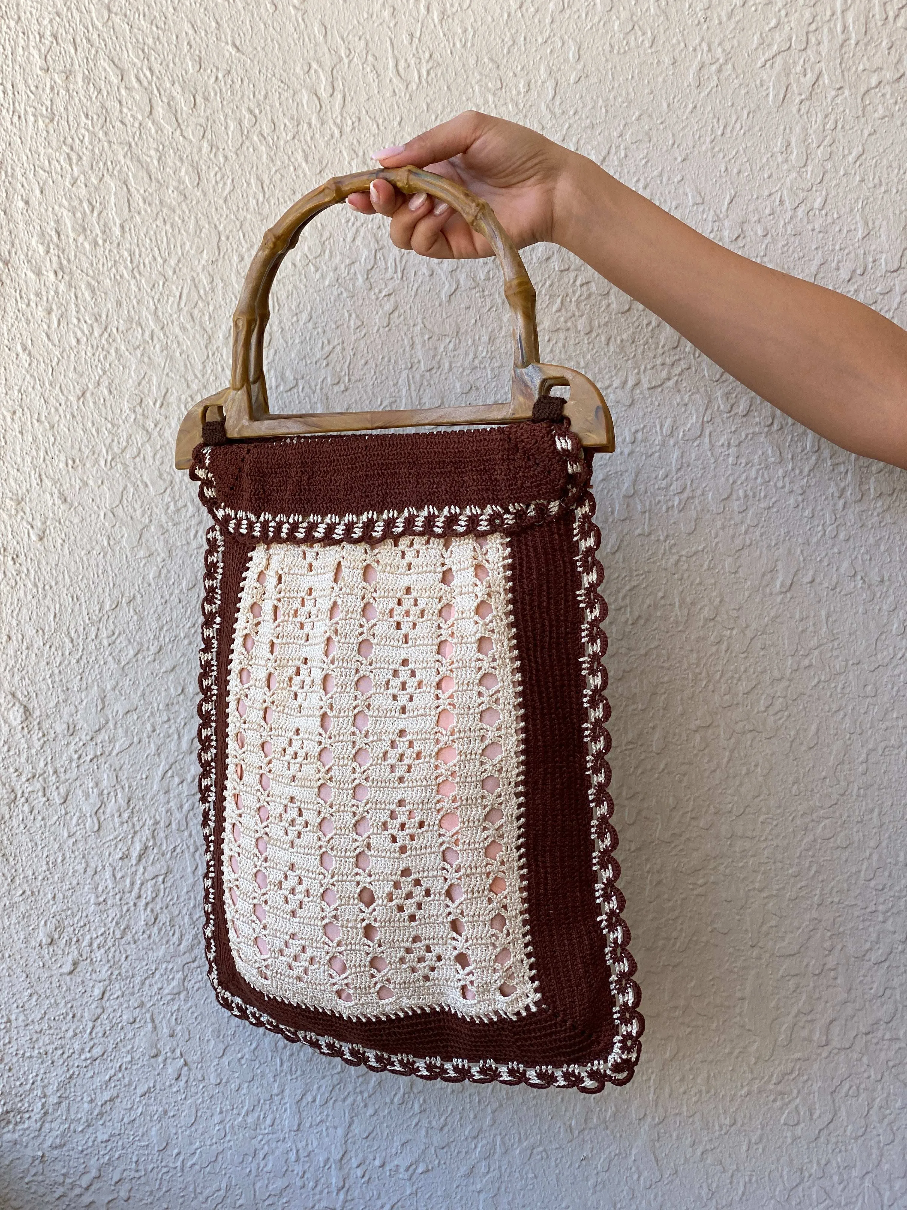 Vintage Crochet Wooden Handle Beach Handbag